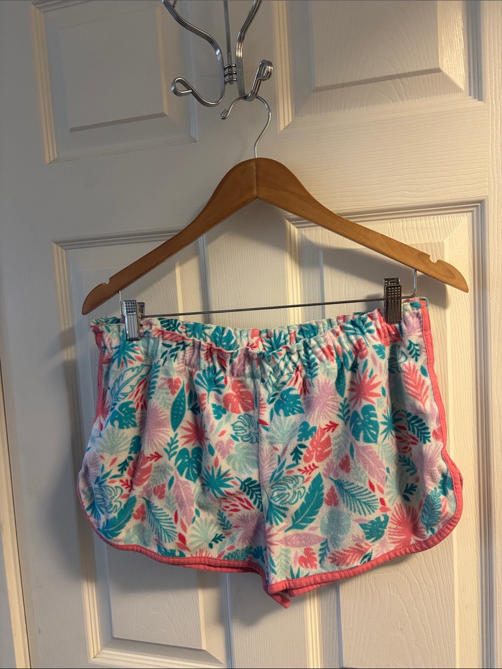 Women's Tropical Print Lounge Shorts - Pink & Teal